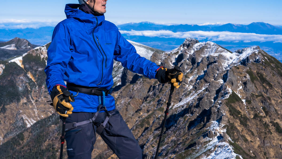 Patagonia M10 アノラック & M10 ストーム・パンツ レビュー：余分な