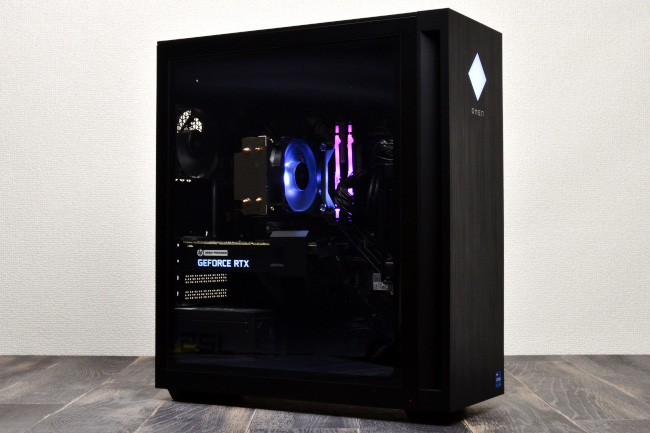 HP OMEN 25L Desktop (インテル) レビュー：ゲームからクリエイティブ