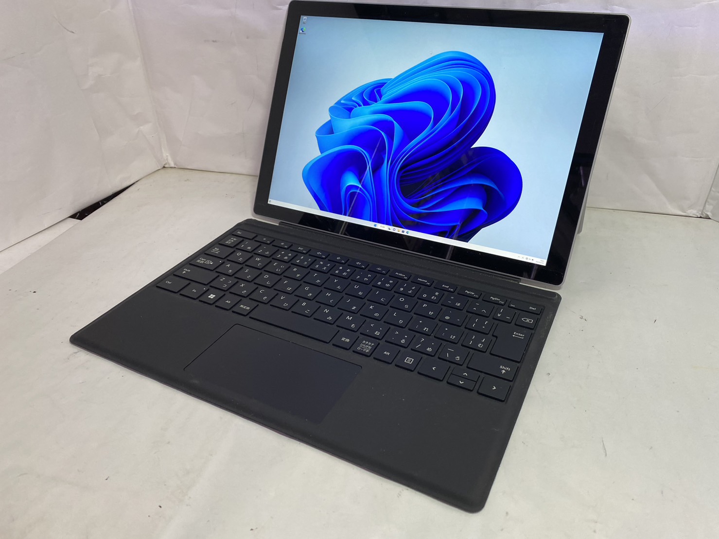 Microsoft(マイクロソフト) Surface Pro 7+ 1960の激安通販(詳細情報