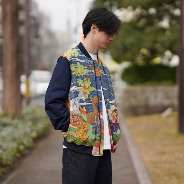 出光美術館・伊藤若冲 ブルゾン ＜鳥獣花木図屏風/青＞ | 京友禅アロハ