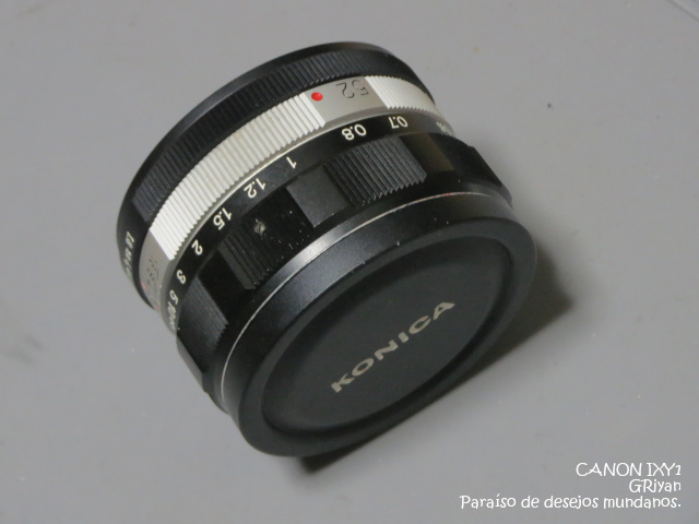 KONICA HEXANON 52mm F1.8 カビだらけでピント固着のジャンク品を