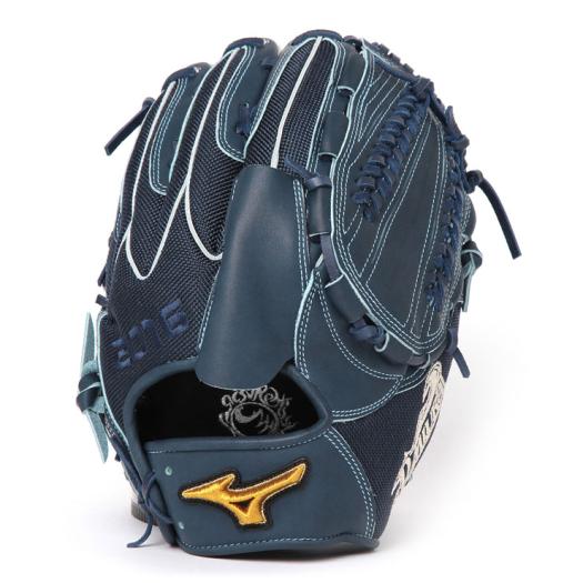 三浦大輔投手の「引退記念グラブ」はプレイヤーとして最後に使った