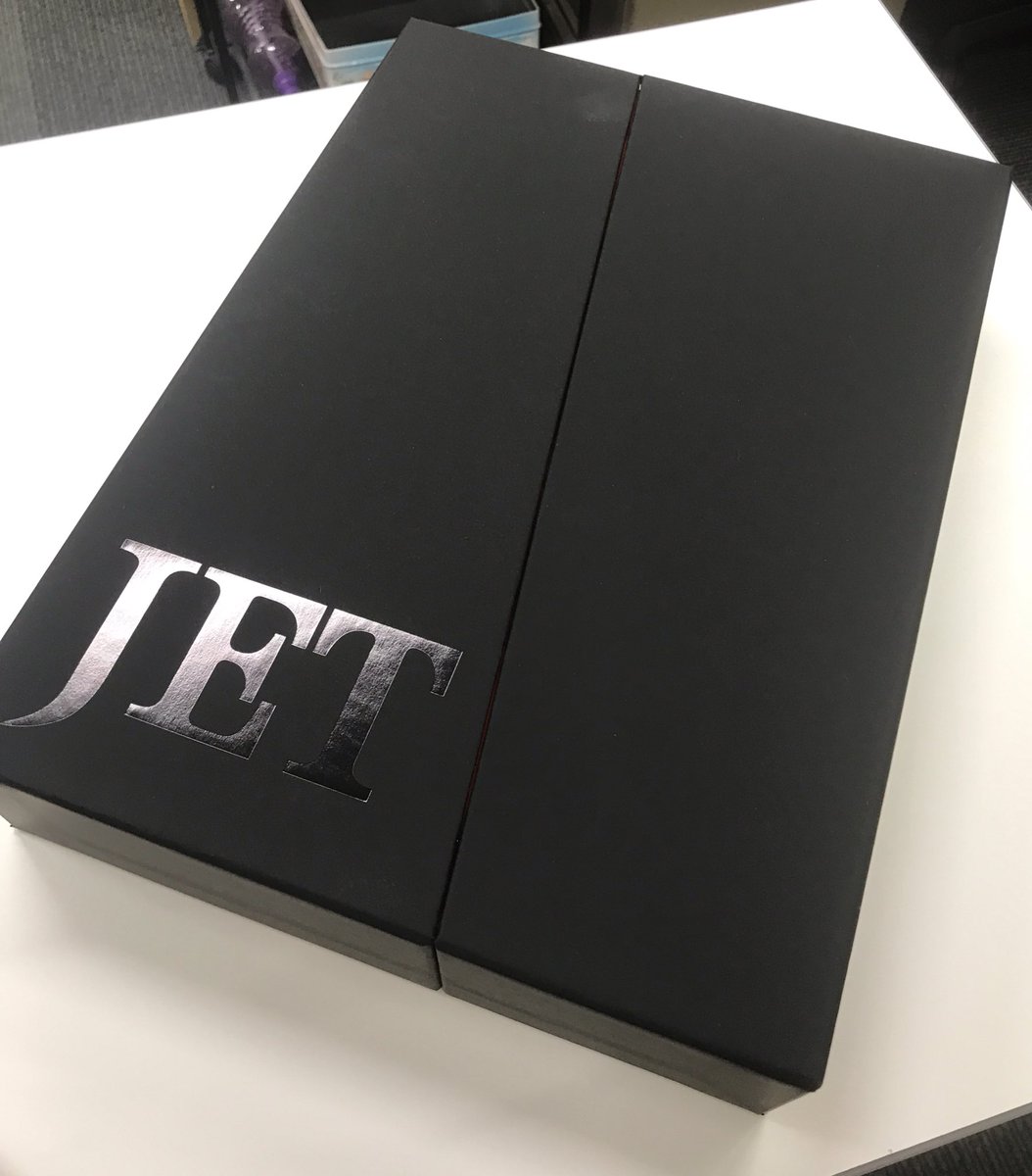 BLEACH緊急告知①】本日発売となった「BLEACH イラスト集 JET」は