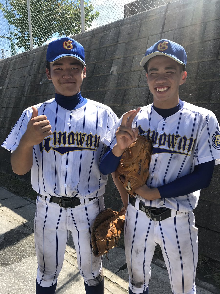 宜野湾の先発、小嶺くんは公式戦初先発。七回を無失点に抑えました