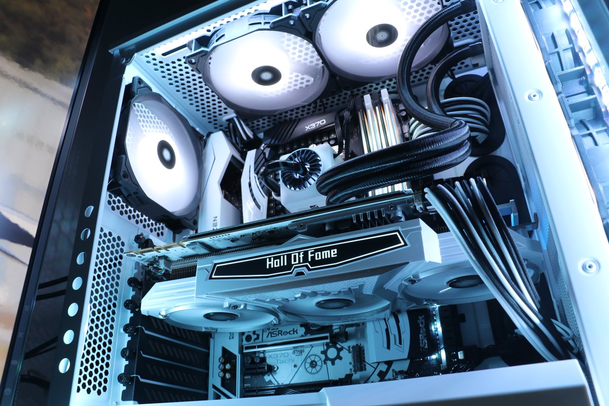 X370 Taichiに出会ったからこそ完成した自作PC 白と黒の配色には滅茶苦