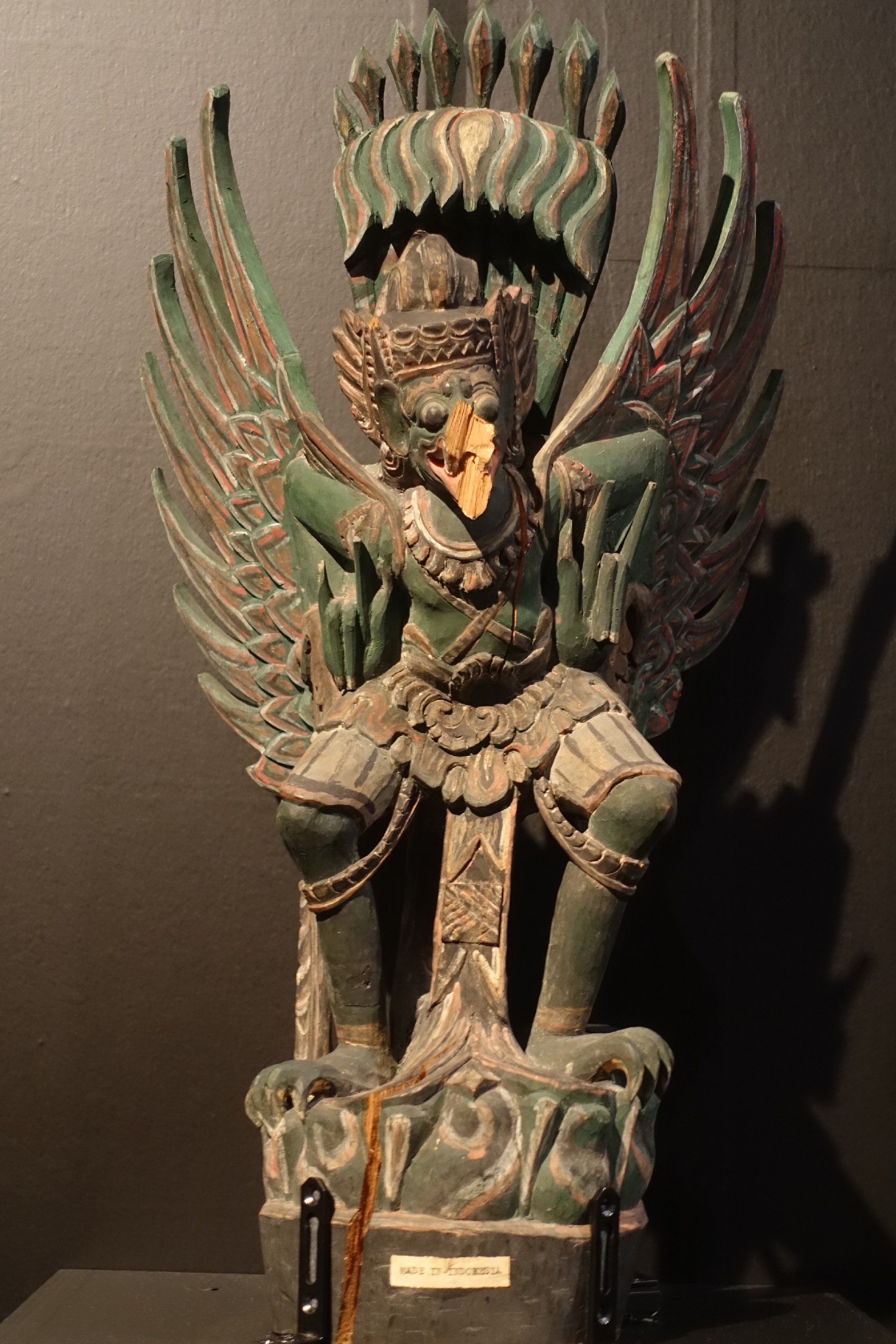 高さ110cm！ 特大ガルーダ像 彩色木彫り インドネシア バリ島 バリ島の