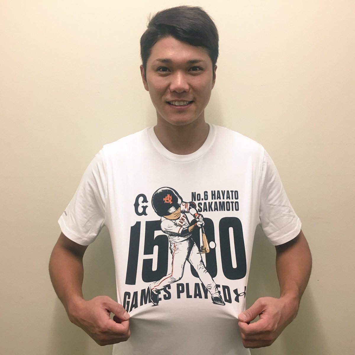 好評販売中】#坂本勇人 選手の #通算1500試合出場 記念Tシャツなど