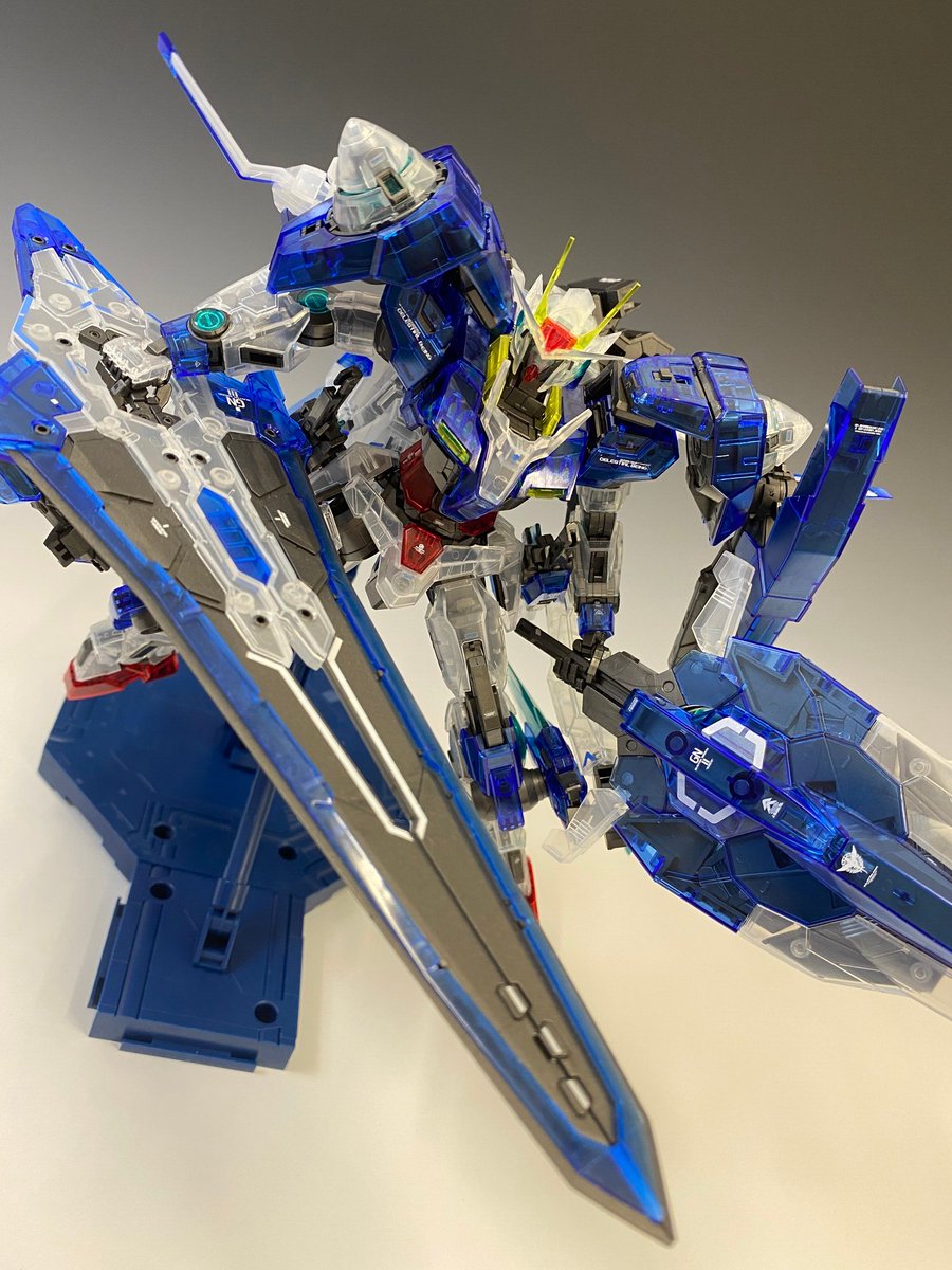 限定品紹介】 『MG 1/100 ダブルオーザンライザー[クリアカラー]』好評