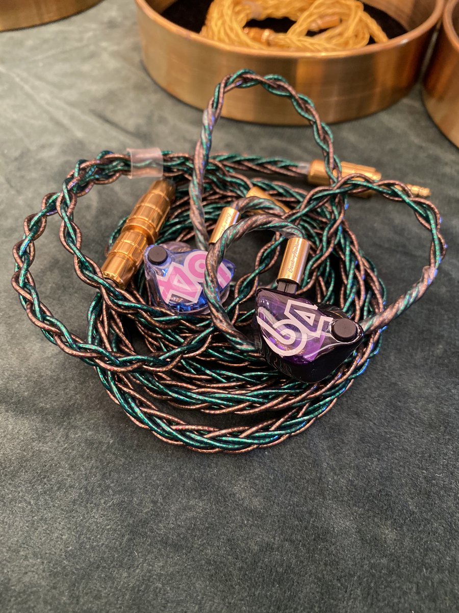 Emerald Mk2とBeat Audio Secret Flagship 