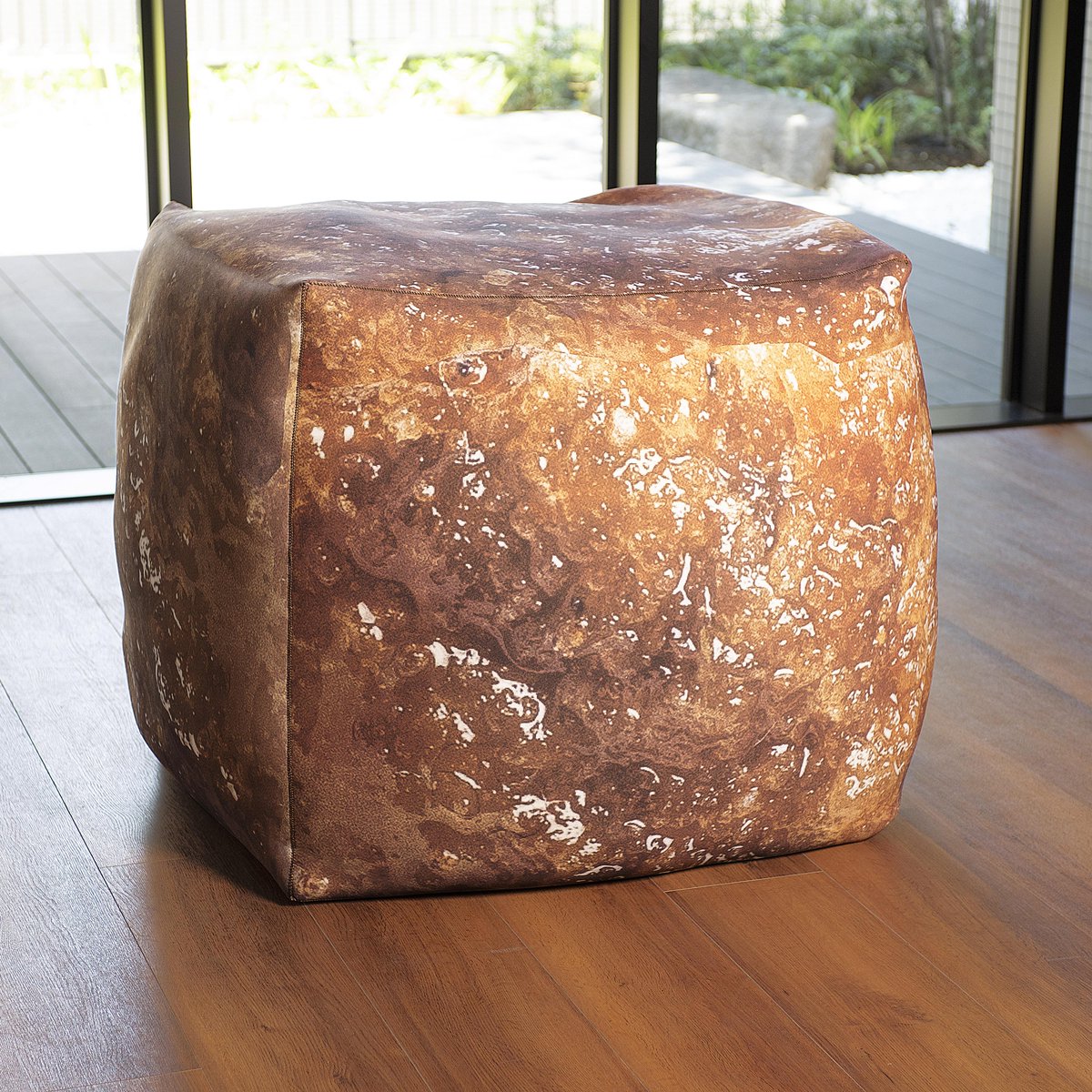 カップヌードルの謎肉風クッションを作ってみました。 #謎ニクッション