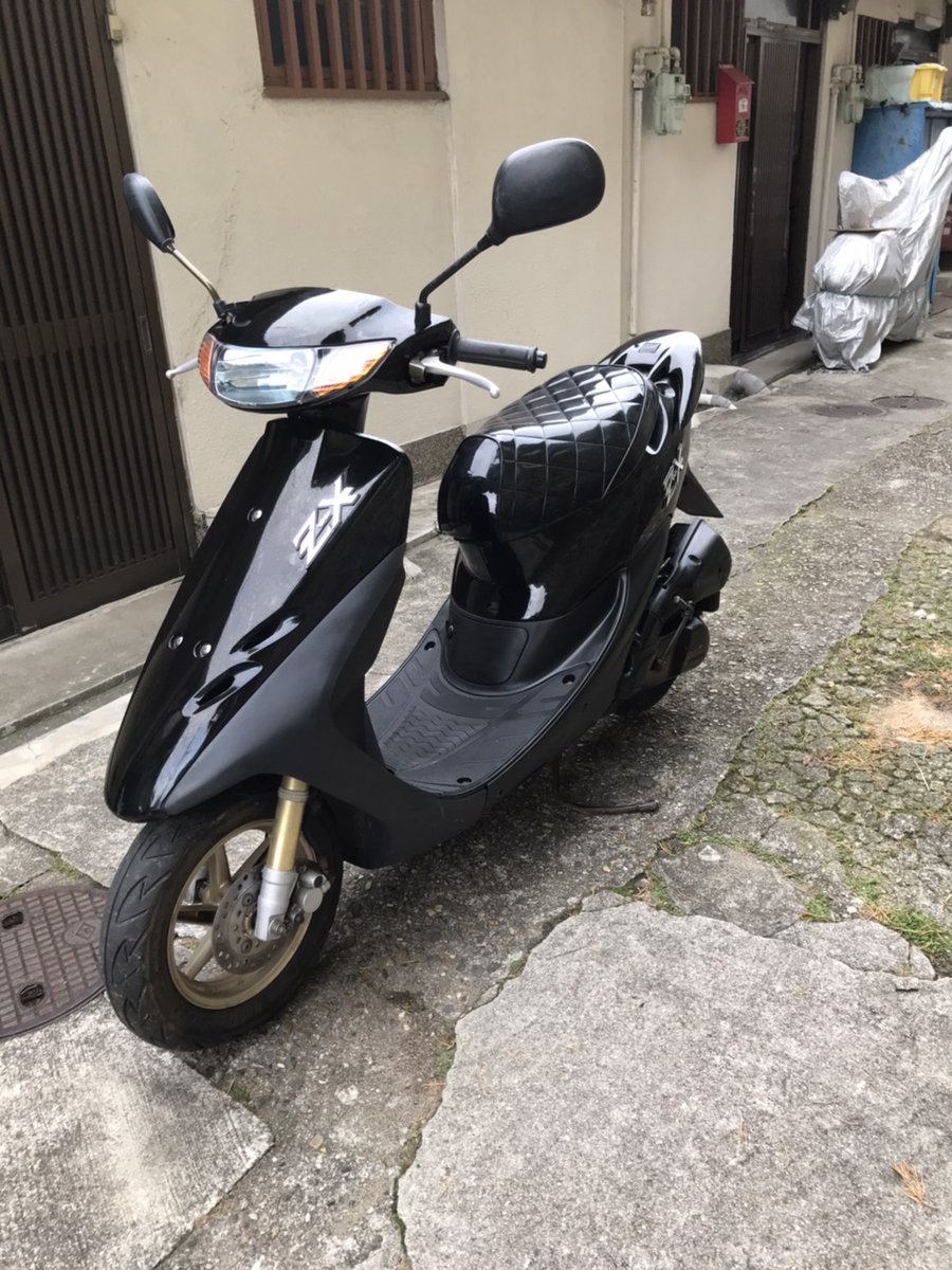 車名 黒ZX金ホイール！ 5.9万円です！ 外装 黒とてもきれい！ エナメル