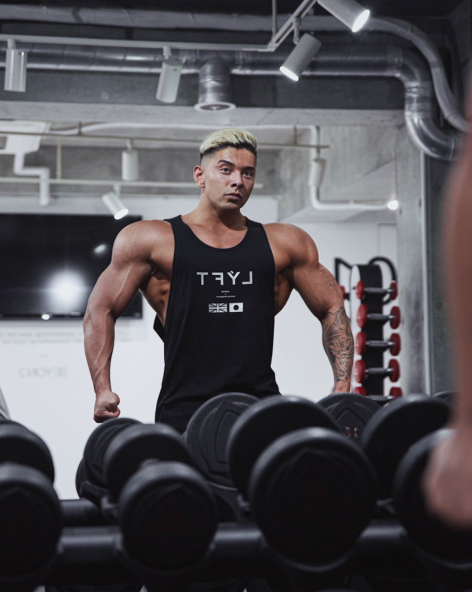 記念パーカー リフト　エドワード加藤IFBBPRO LYFT