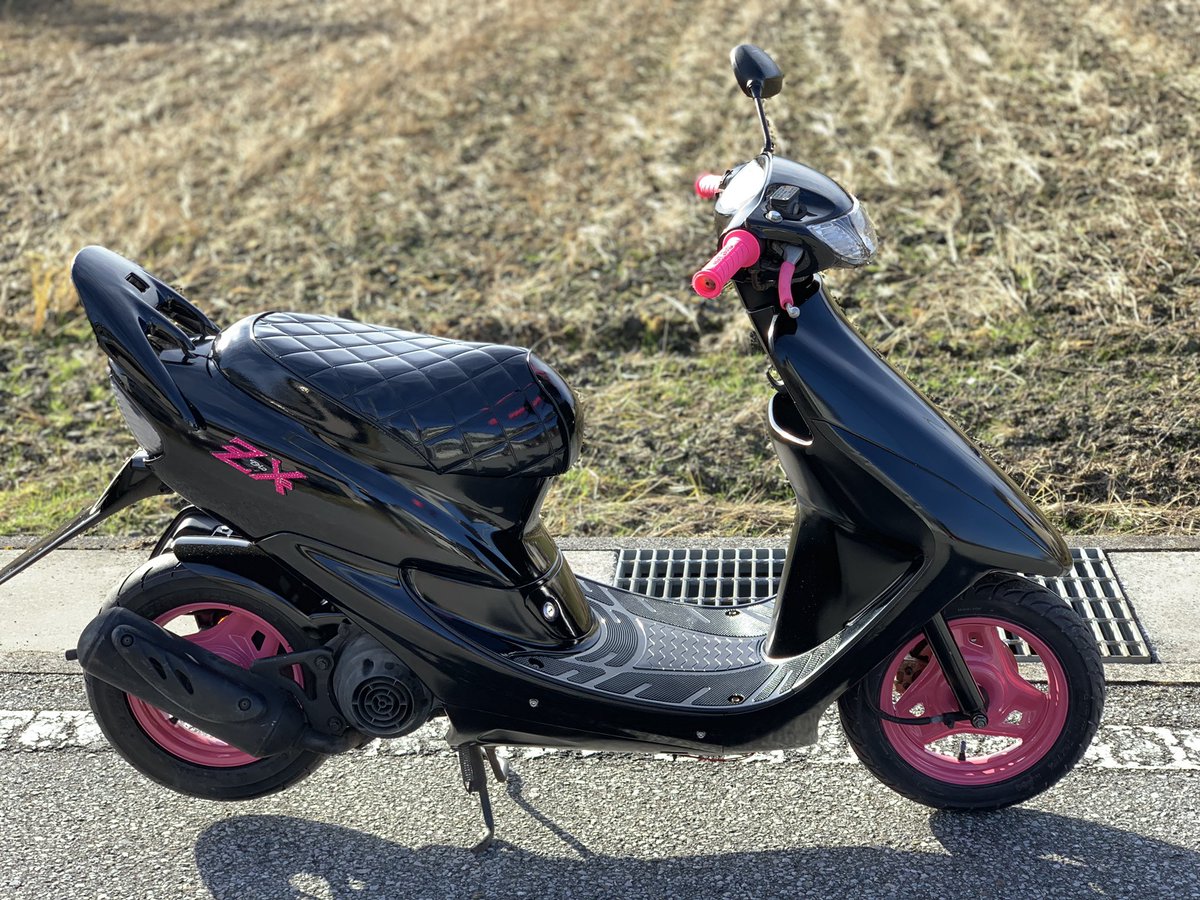 ライブディオ ZX仕様売ります 実働 美車両🌙ブラック/ピンク仕様 詳細