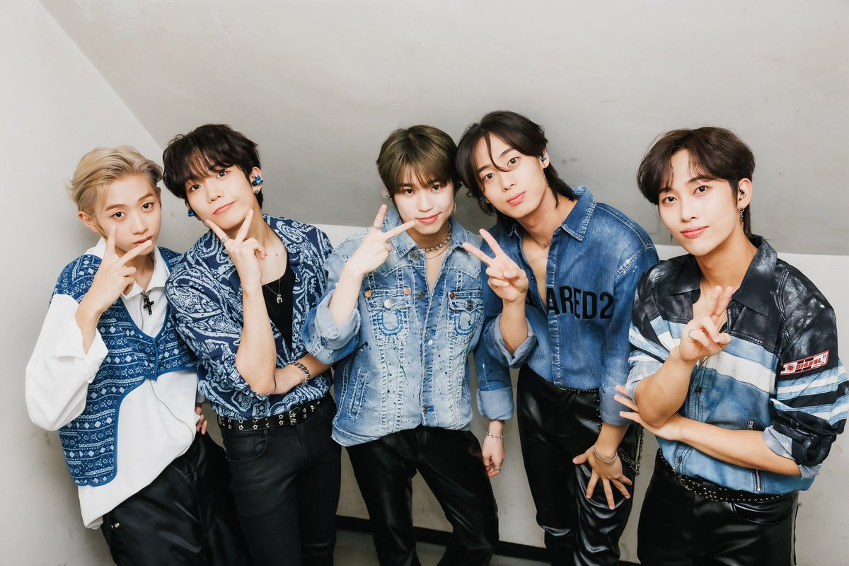 📸] 20230923 Hi-Fi Un!corn 1st Oneman Live ～ HELLO ～ Livehouse