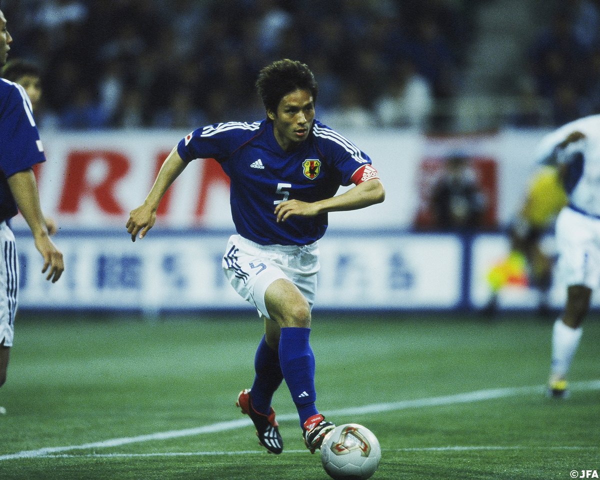 正解は #中村俊輔🔹 2002.5.2🔙 🏆キリンカップサッカー2002 🏟神戸