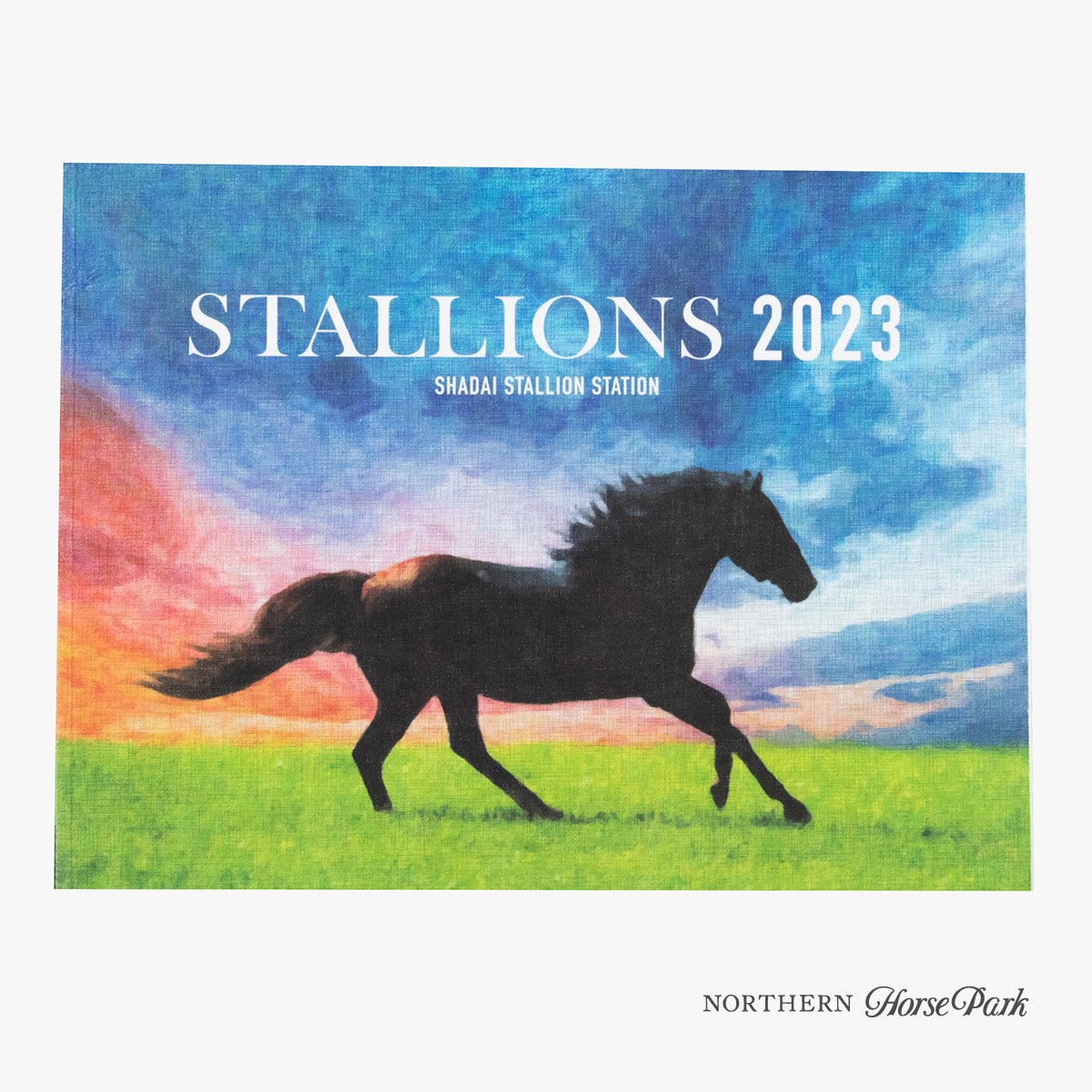 公式オンラインショップで販売中の「社台スタリオンブック2023」。社台