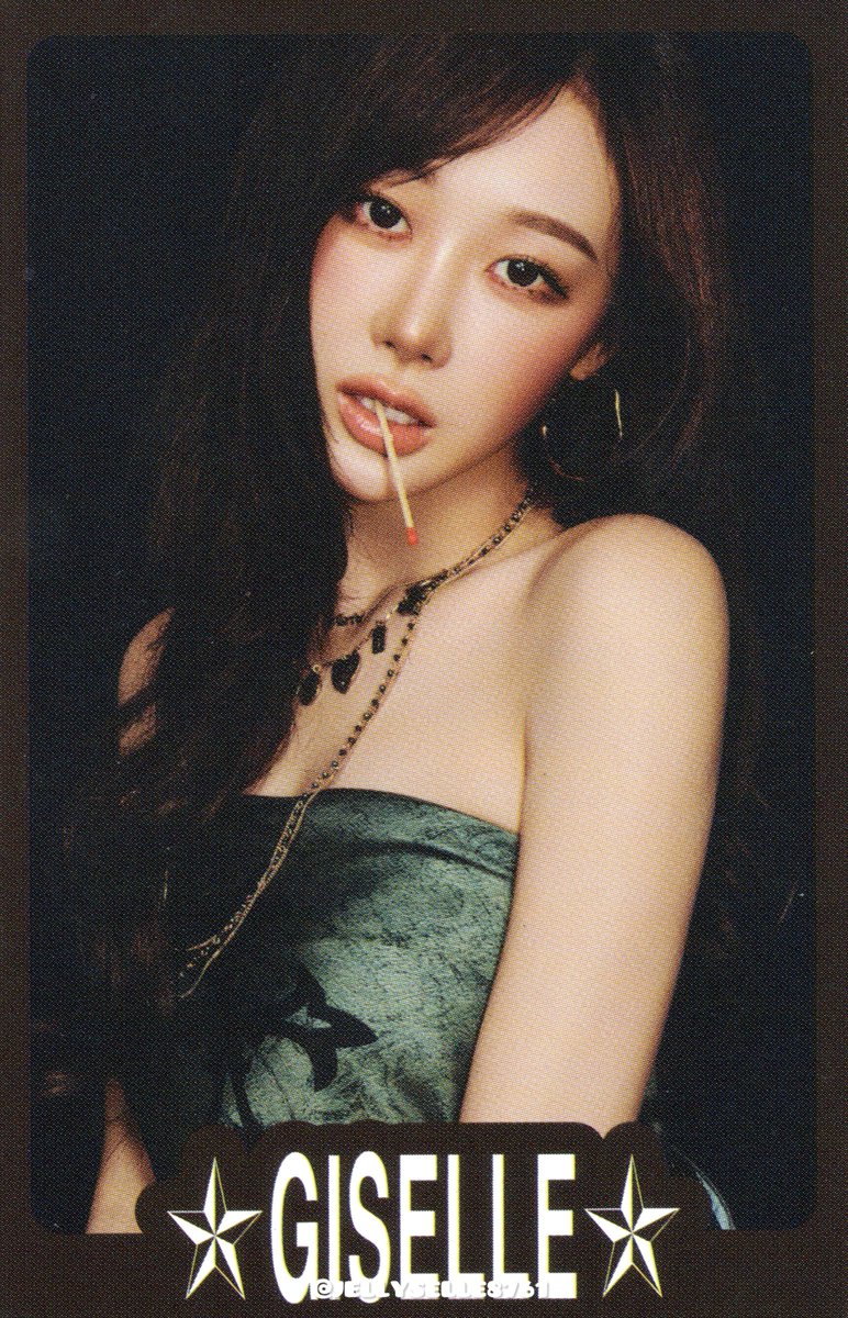 aespa [2026 Season's Greetings] PLAYING CARD PHOTO PACK #지젤 #GISELLE