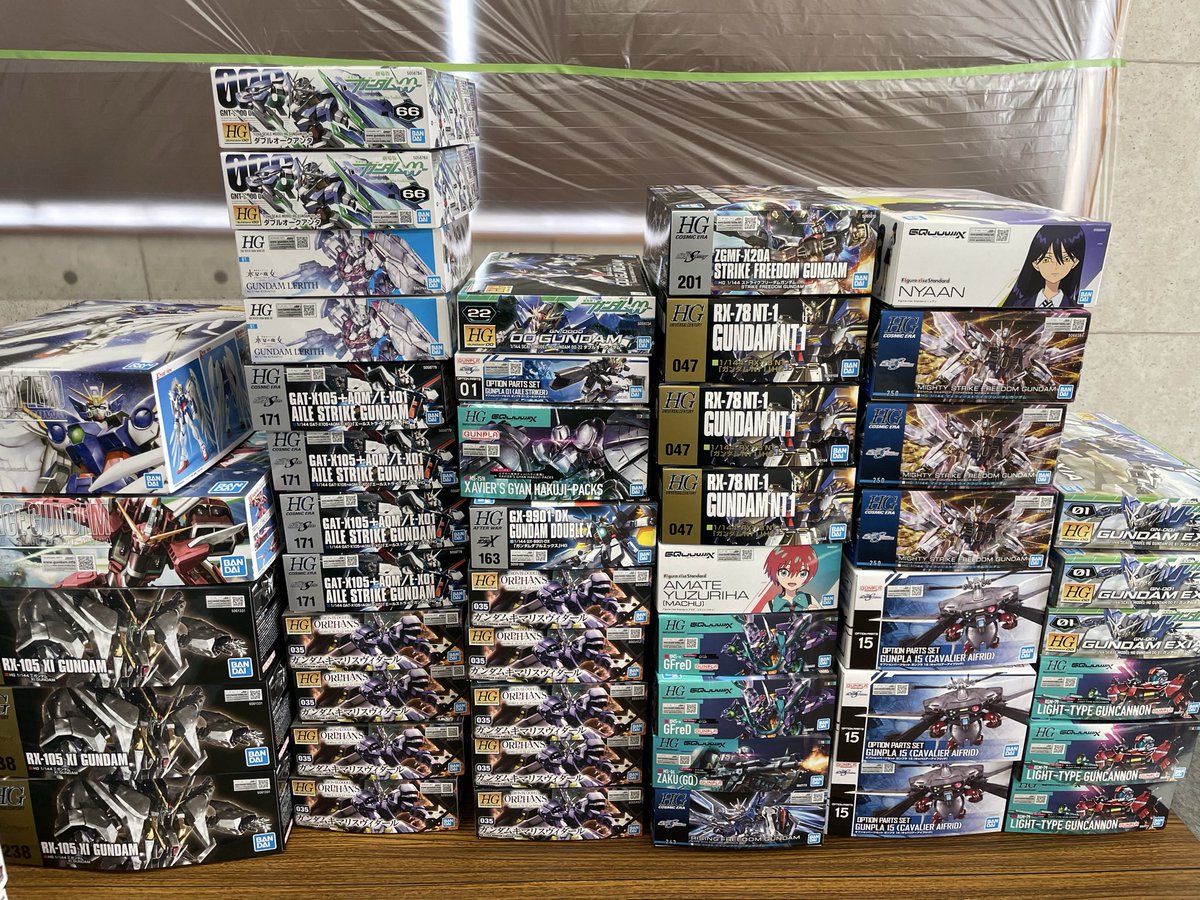 年末年始に備えて大量入荷です！ ご来店お待ちしております！