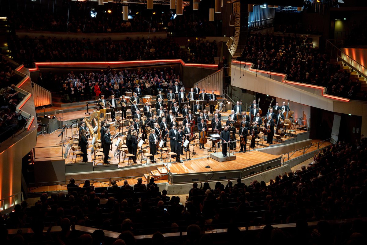 💛🥂年末恒例ベルリン・フィルのジルベスター・コンサート、今年は