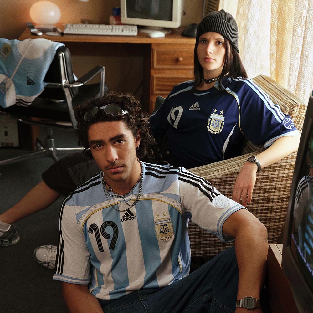 アディダス 各国代表『Bring Back』コレクション