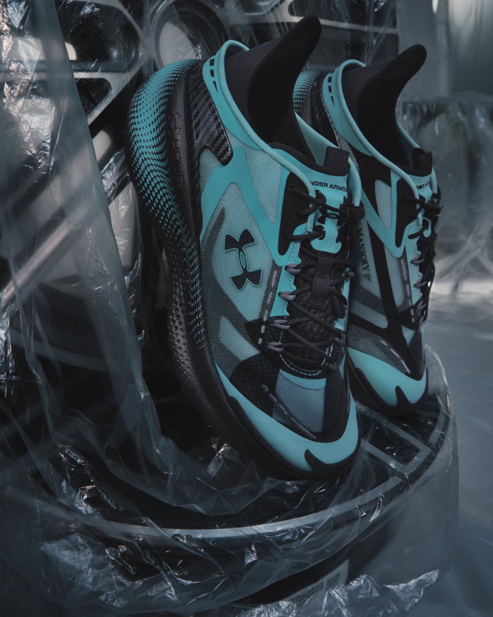 UA ECHO x MANSORY その一歩に存在を刻む、スポーツから生まれた機能美