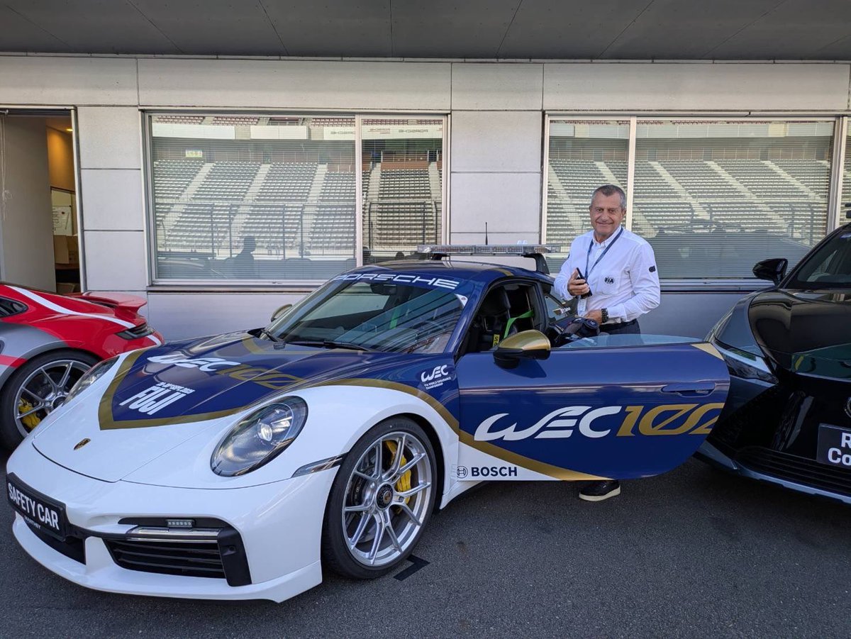 WEC専用セーフティーカーのポルシェ911 ターボSが100戦記念特別仕様で