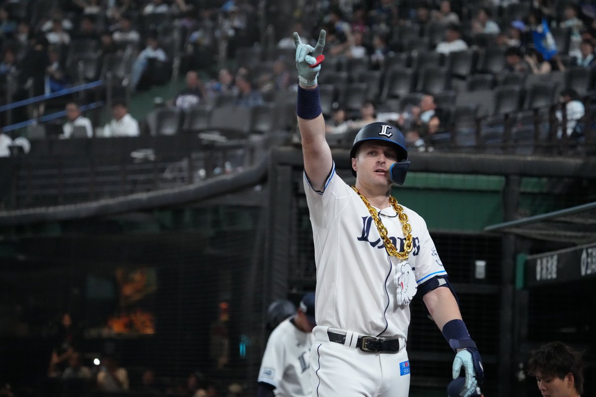 2025シーズン蔵出し写真特集】 今回は「#ビッグチェーンネックレス を