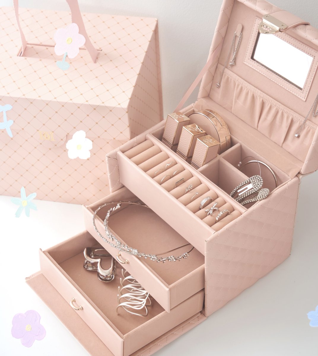 豪華すぎるノベルティ💓🫧高級感たっぷりなジュエリー＆メイクボックス