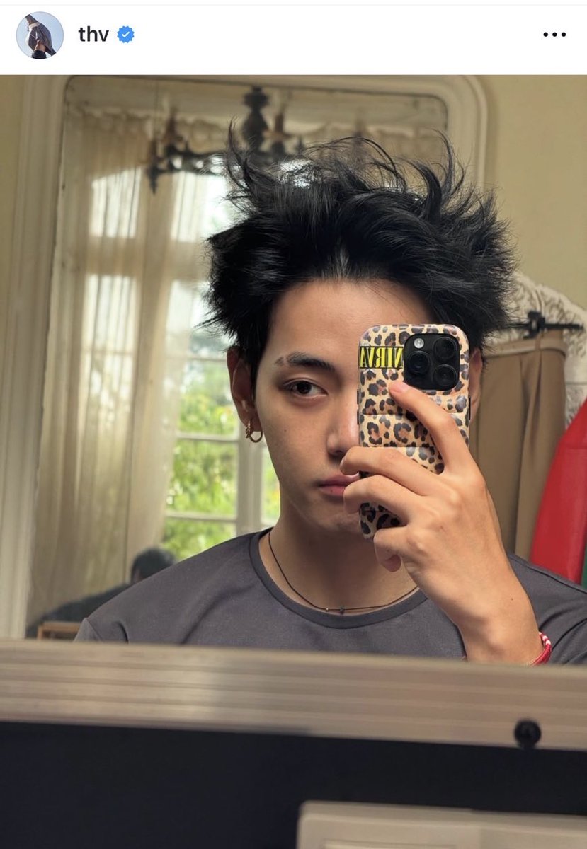 BTS V テテ iPhoneケース インスタに掲載 urban sophistication