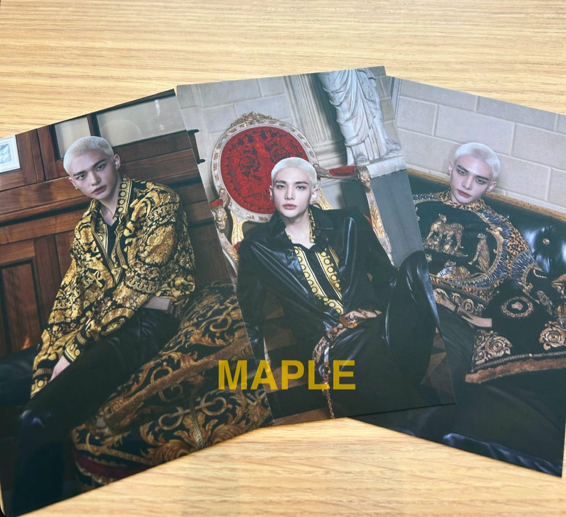 versace銀座行ってきた〜💛💛💛 ヒョンジンのポストカード3種どれも