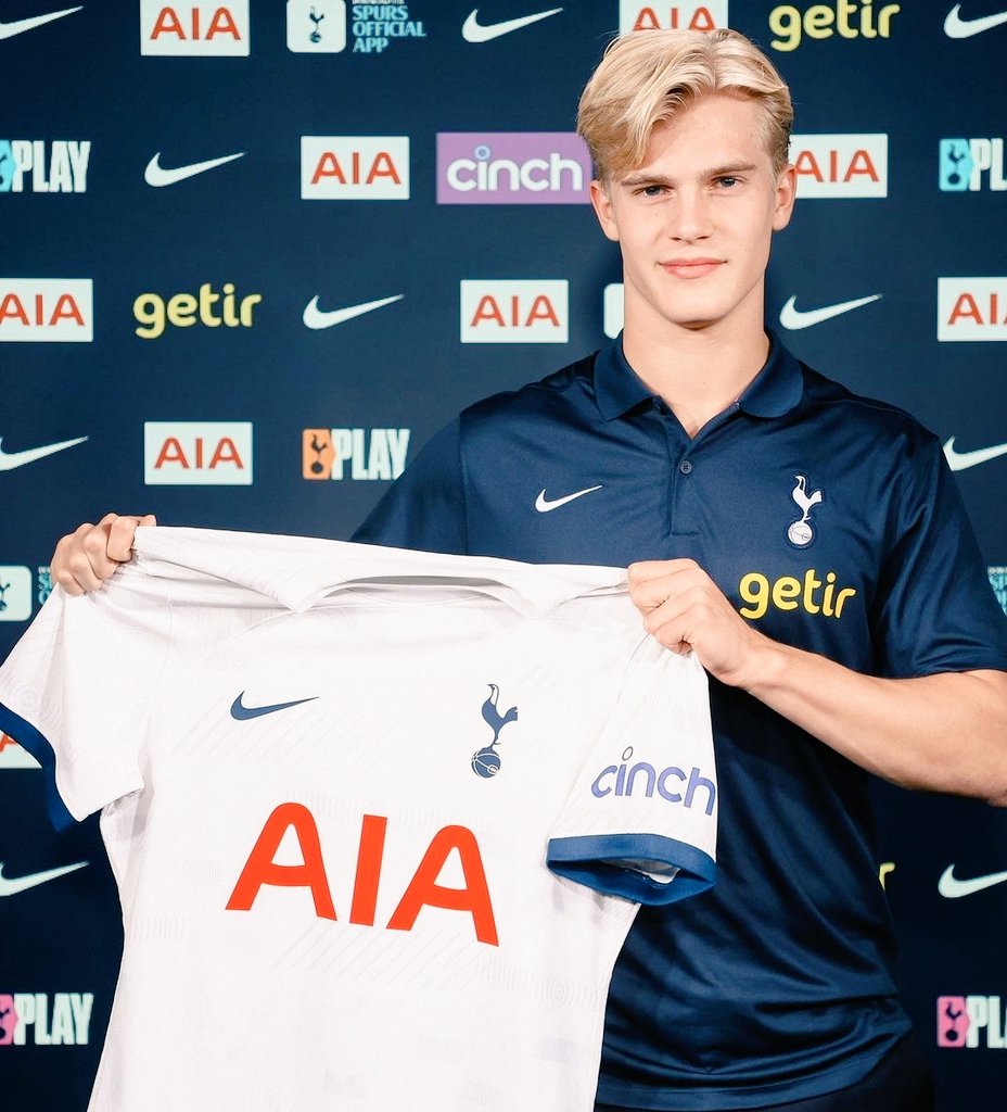 👤ルーカス・ベリヴァル (🇸🇪) (Lucas Erik Holger Bergvall) ☑️:CM