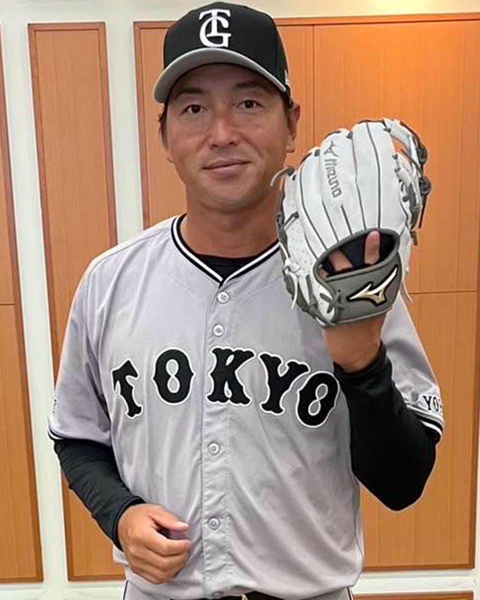 長野久義選手が練習で使用しているグラブは、ミズノ直営限定モデルの