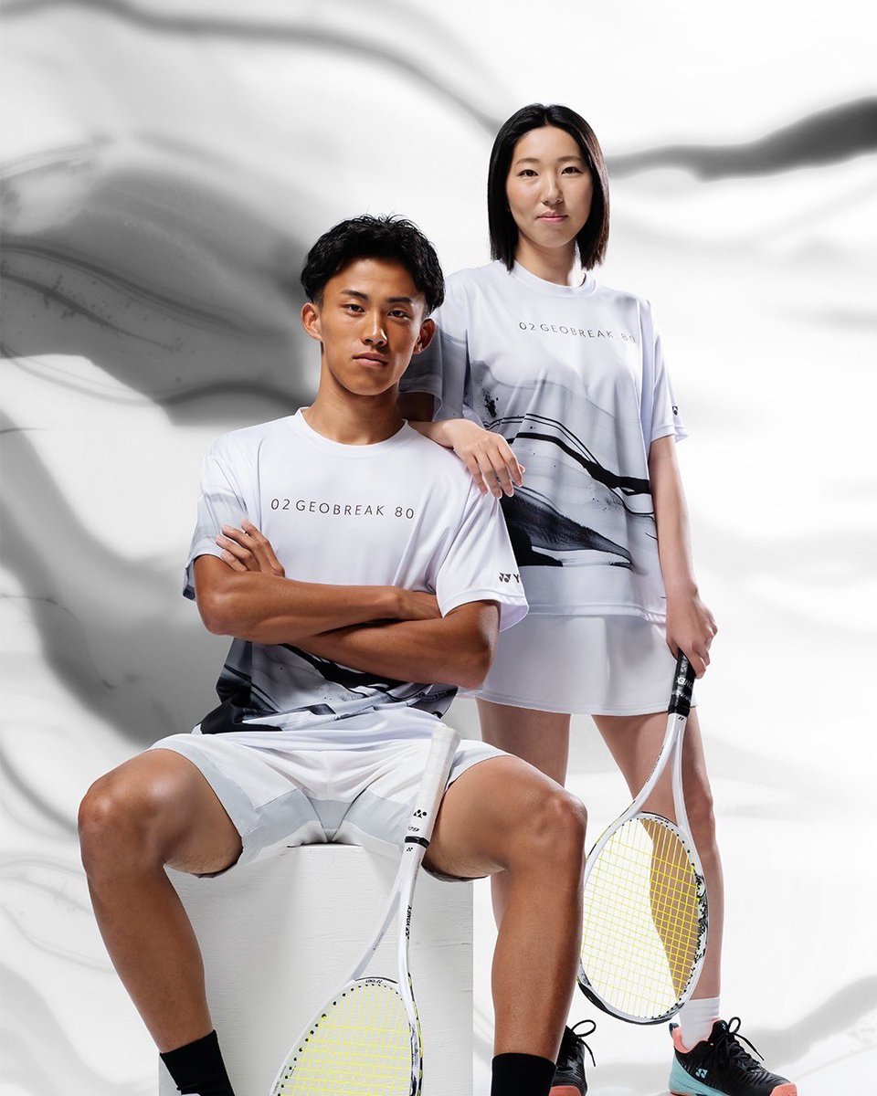 皆さん、ラケットは見て頂けましたか?👀今回は矢野くんと一緒に撮影