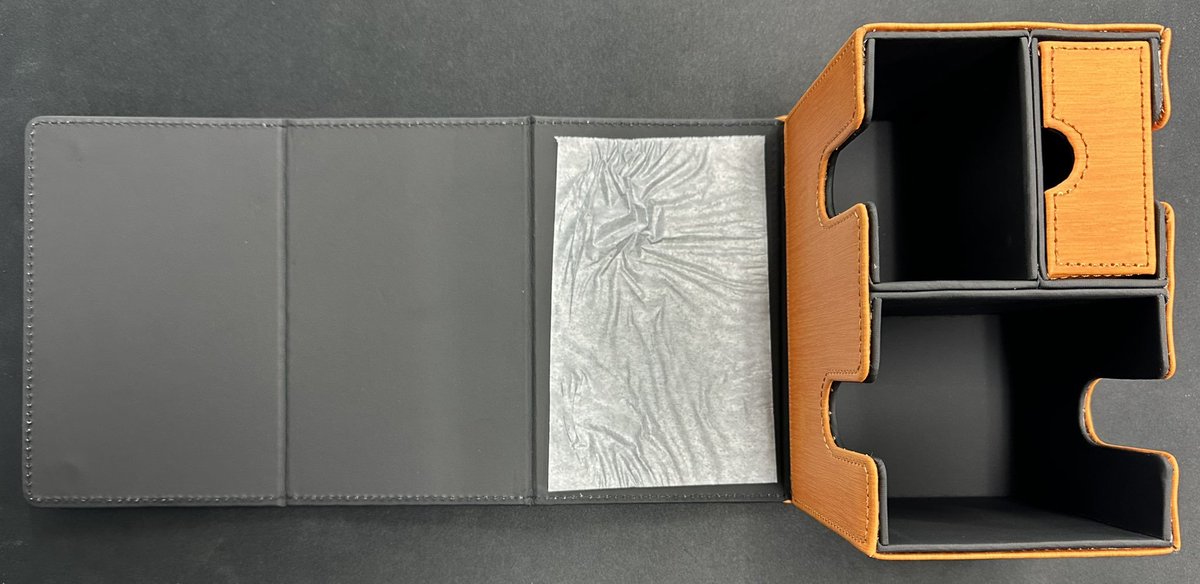 遊戯王 サプライ】 WCQ デッキケース 黒 ￥12,000- オレンジ ￥15,000