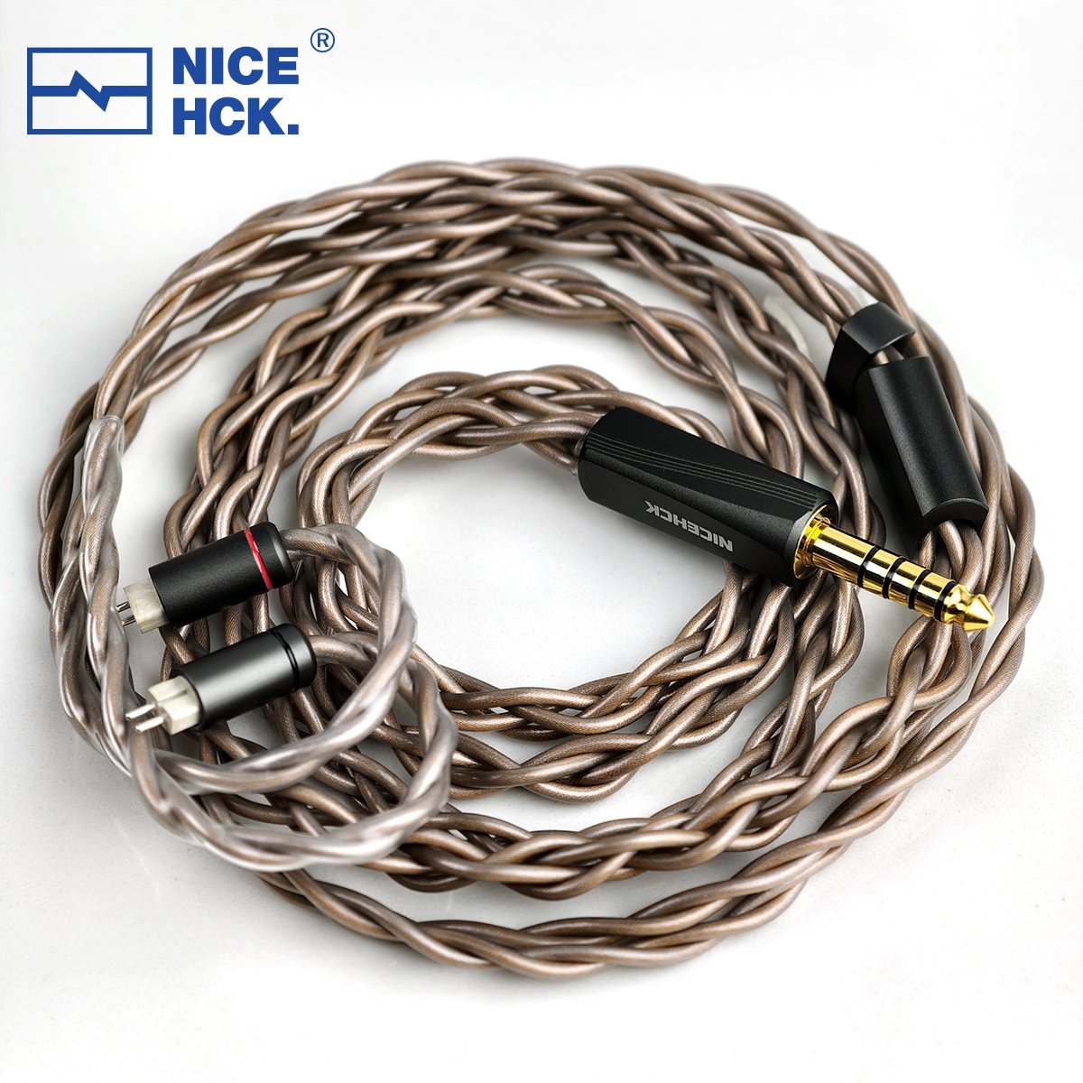 UpLaura上位ケーブル🆕 ①17AWG、非常に大きな断面積 ②OFCプラグ+銀