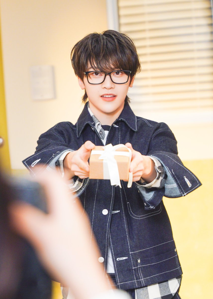 ZEROBASEONE Japan 1st EP 『PREZENT』 2025.01.29 RELEASE