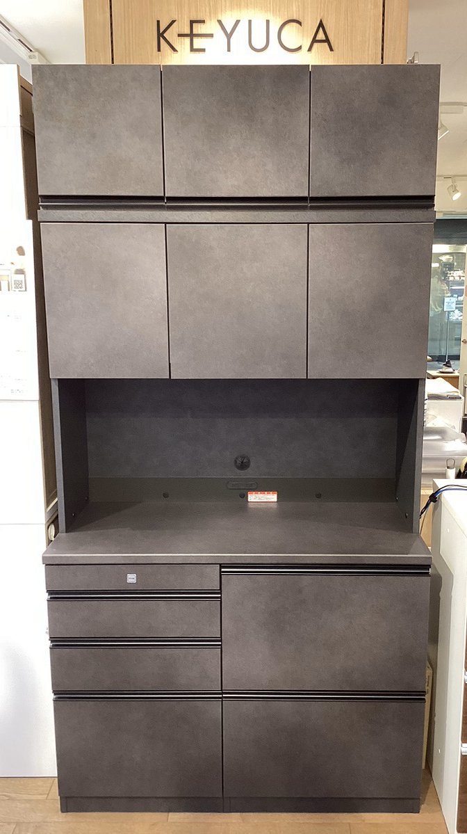 KEYUCAからフローラキッチンボードのご紹介です‼️横幅10cm刻みでセミ