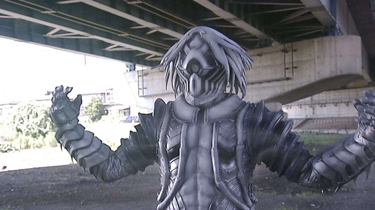 村上信五さんと同じ誕生日そのダーク戦士は仮面ライダー555