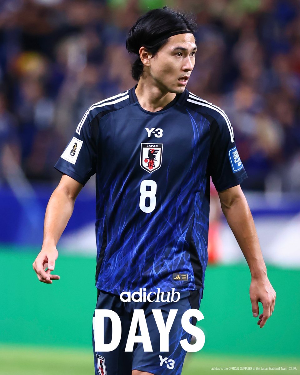 南野拓実選手のサイン入りサッカー日本代表 突破記念ユニフォームを