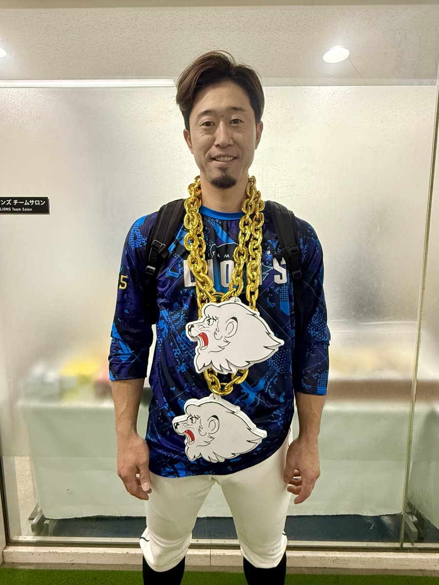 昨日話題となりファンの皆さんに「オーセンティック版」とも呼ばれて