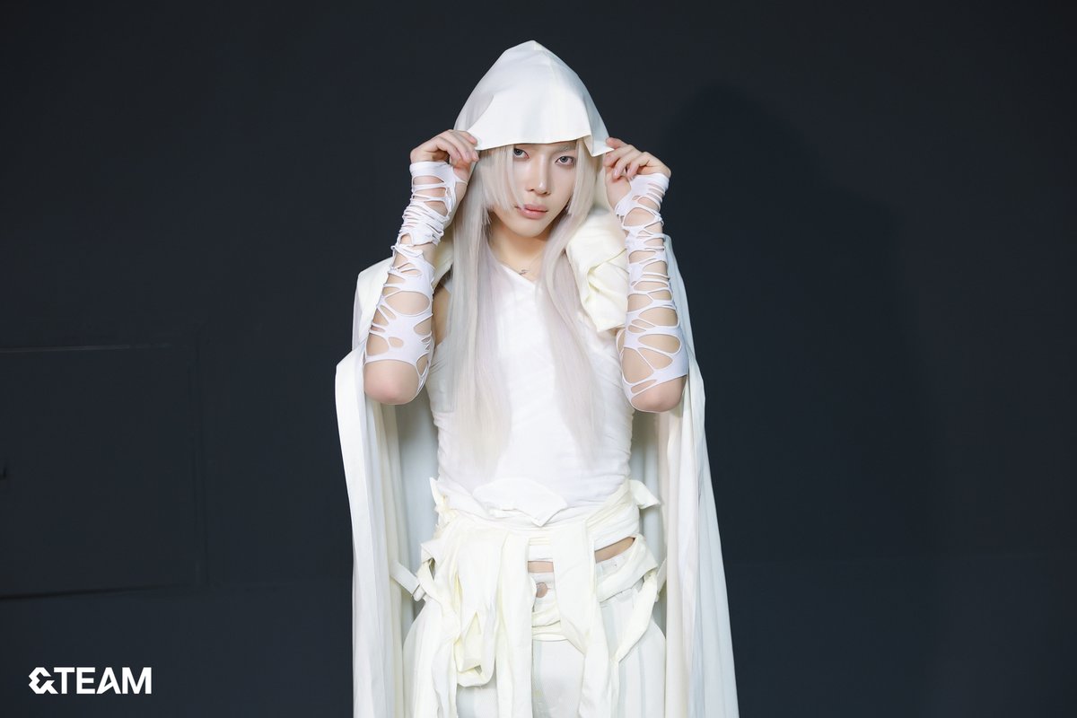 □----------------------------- 📸＜X＞「Go in Blind