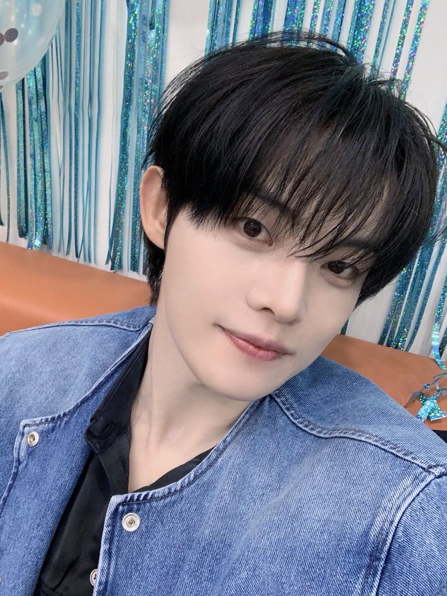 Gq5sModaAAAg4ra.jpg?format=jpg