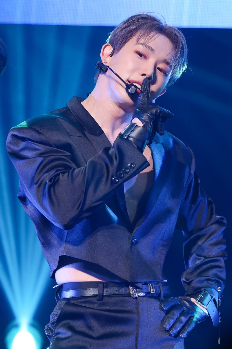 ウォノ wonho トレカ Blue Letter サウンドウェーブ ハロウィン On