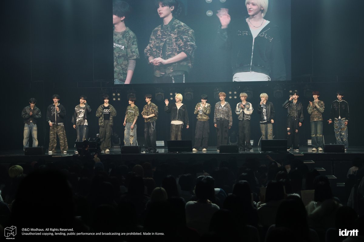 idntt 日本 ペンミ サインポラロイド ドフン idntt official JAPAN