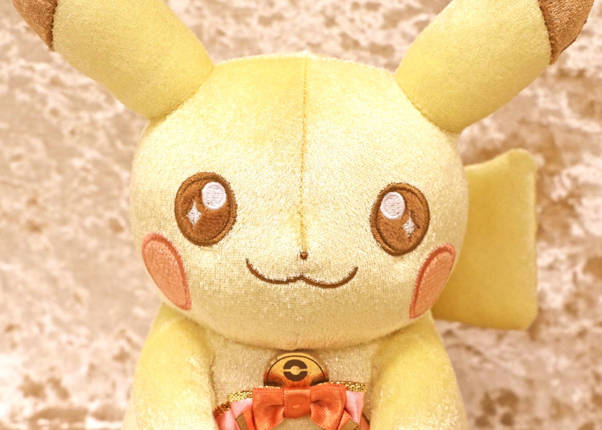 30周年記念ぬいぐるみ ピカピカ！ピカチュウ」の追加画像