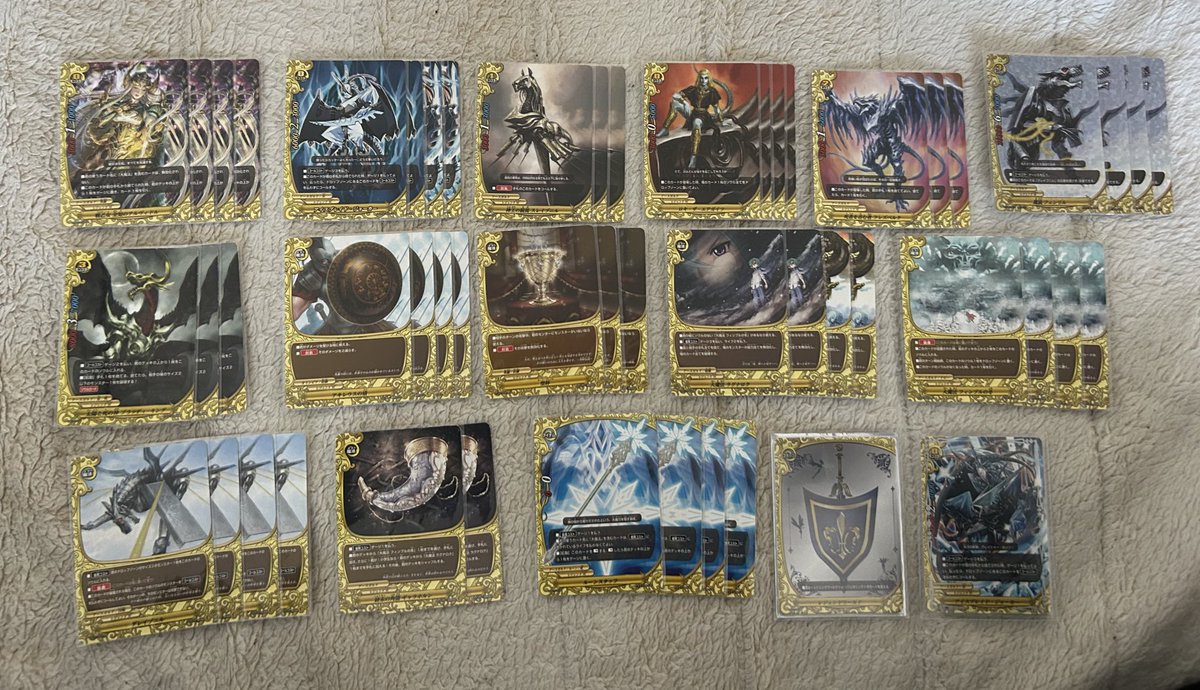 バディファイト 今日はラグナロクデッキの紹介です。 見ての通り何の