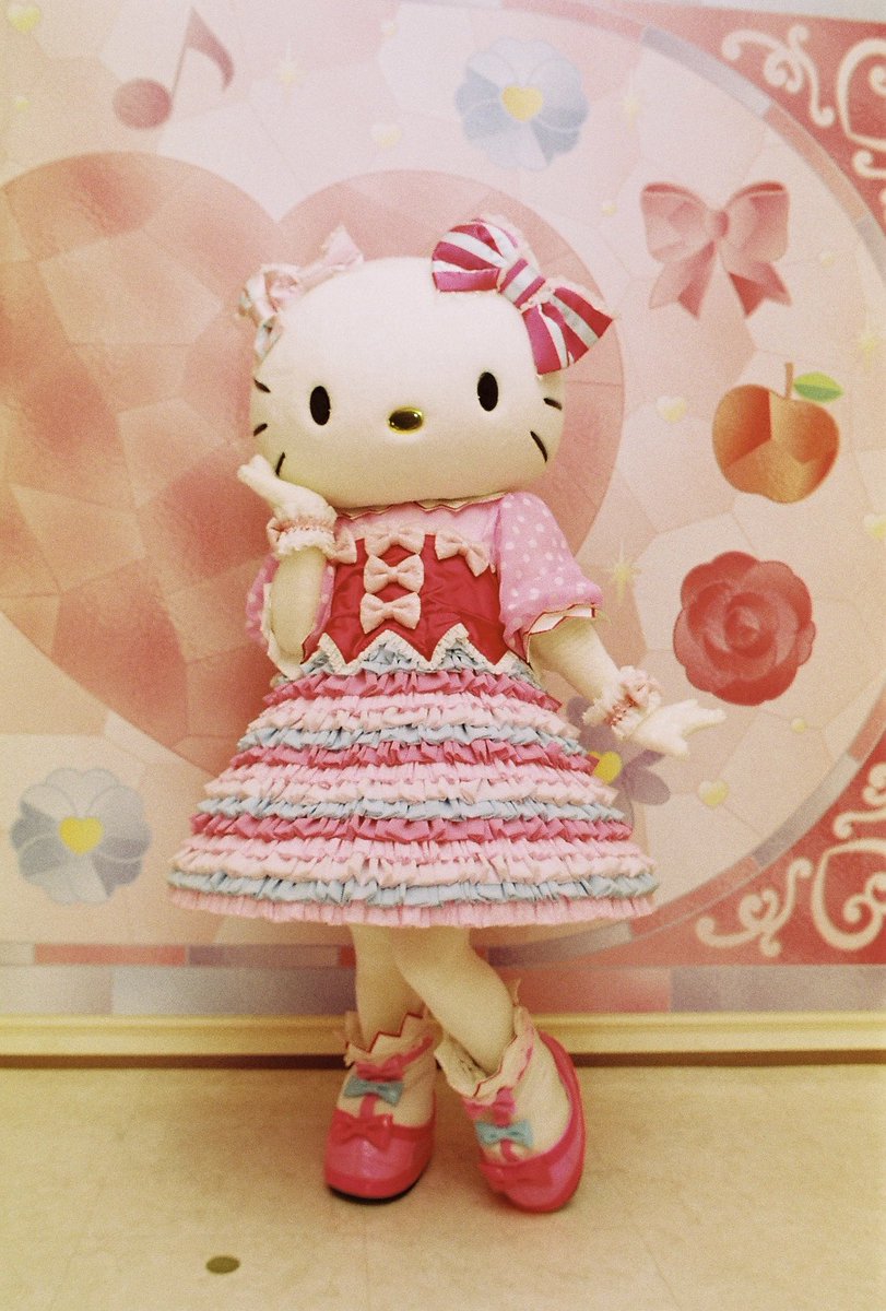 フィルム現像してもらった フィルムカメラでキティハ！ 📷Nikon EL2