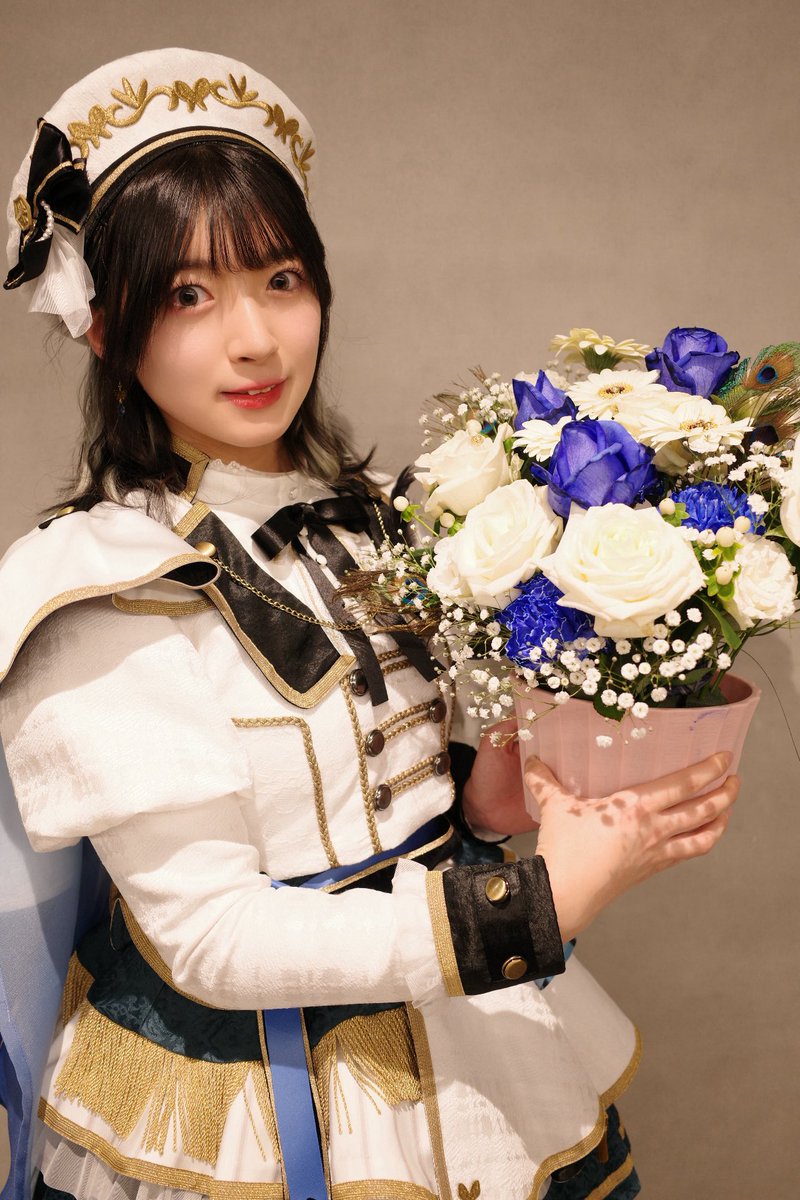 バンドリ10周年ライブ で頂いた楽屋花💐 お花と共に10周年のお祝いして