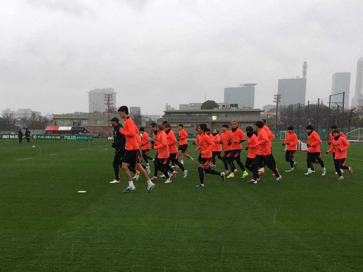 【都内練馬周辺】ヨギボーミディ赤※直接の受け渡し