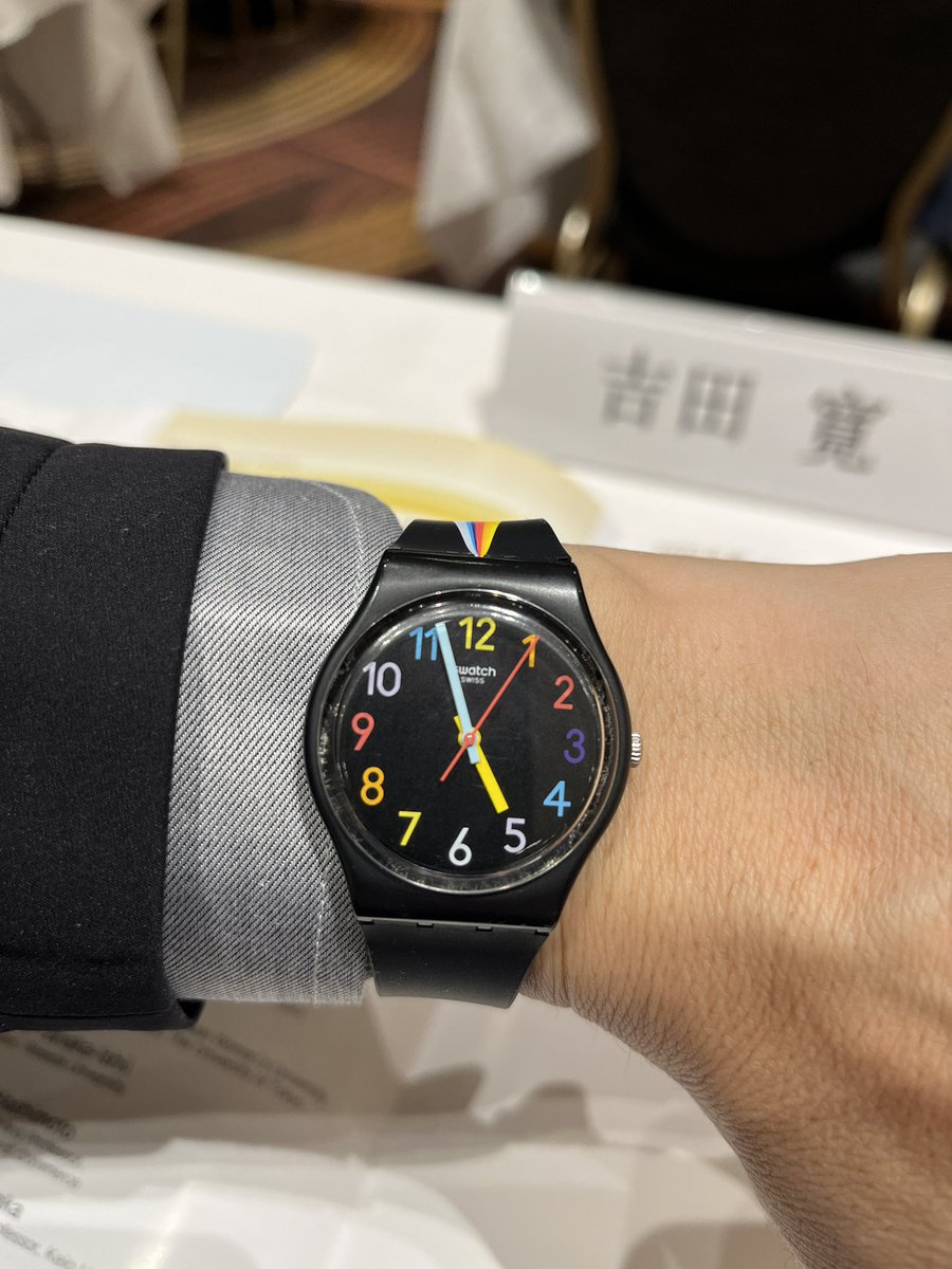 卒業間近で絶賛、断捨離中の女子高生が、もう使わないからあげると